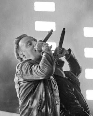 Sam Carter Instagram - @jeraonair was a blast! 

Off to Warsaw now to support the legends @metallica 🇵🇱🤘

@edmasonphoto