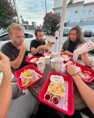 Sam Fender Instagram - Tour dump 🇨🇦🇺🇸
