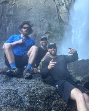 Sam Shahidi Instagram - Summer ‘23 was special. 

Just crushing it in sales with the team, having fun with friends, family, our Day 1s, and drinking Happy Dads

Cant wait for Fall to start! We got some 🔥🔥 stuff coming 📈