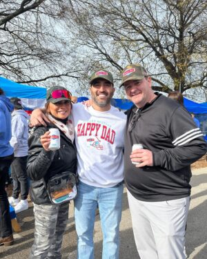 Sam Shahidi Instagram - Thanksgiving weekend in Lexington, Kentucky with @happydad team. 🐎 🏈 

Thank you @thehilllex @joeywagner
