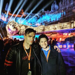 Sam Witwer Instagram - This happened.
#galaxysedge #disneyland #starwars #starwarsland #starwarsgalaxysedge
