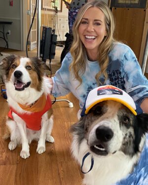 Samantha Cope Instagram - Frankie Meets Jack // ONE YEAR AGO! 🎬🐶💕

1. Sneaking away from set for a kiss and a selfie
2. Surprisingly not the hairiest costars I’ve ever had 
3. Wearing a fake belly for the movie while secretly growing my real life belly 🥹🙏🏼 
4. Kevin Bacon doing tricks 
5. Our director @andrewlawrence 
6. Joey was filming this day and I was pregnant and hungry and probably complaining about one of those things 😂
7. The in-between moments 🧡 
8. Who remembers this scene of the movie? 
9. First day of shooting!
10. Views from the trailer 🙏🏼 

It’s not very often you get to write, produce and star in movie with your hubby/baby daddy. I love these memories! Who watched #FrankieMeetsJack on @tubi?! 🖤