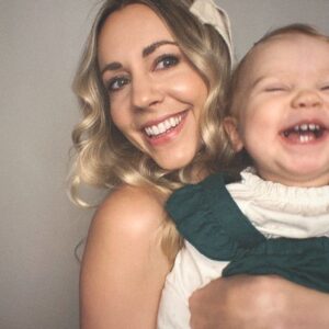 Samantha Cope Instagram - 🎀🪩🎄 this is your sign to pull out your self timer camera and have a photo shoot with your little while they’re still little! #babygirl #mama