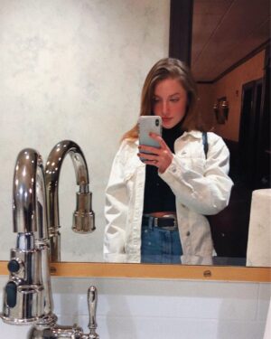 Samantha Isler Instagram - just trying my best to fit into the cast of Friends