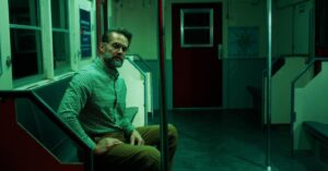 Samantha Win Instagram - DP’d and colored the very cool short film Fu Yu Directed by very talented @webberkimi and starred by amazing @sam.antha.win and @garretdillahunt Thank you @panavisionofficial for the all the help and amazing lenses. #colorist #dp #thriller #shortfilm #arrialexa #panavision