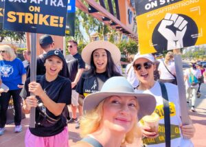 Samantha Win Instagram - 80 Days and counting. 

Trying to get your steps in? Come on out to the picket lines! ✊ Let’s (hopefully) finish strong! 

#nopaynoplay 

sagaftrastrike.org

#sagaftrastrong #sagaftrastrike #power2performers