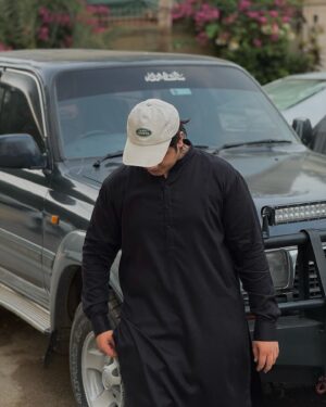 Sami Khan Instagram - Eid moobarak 🐮❤️🫂
.
.
.
.
.'.
.
.
#samikhan #samikhanofficial #samikhansk #explorepage #explore #exploremore #instagram #insta #instagrampakistan #eidmubarak