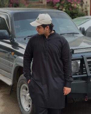 Sami Khan Instagram - Eid moobarak 🐮❤️🫂
.
.
.
.
.'.
.
.
#samikhan #samikhanofficial #samikhansk #explorepage #explore #exploremore #instagram #insta #instagrampakistan #eidmubarak