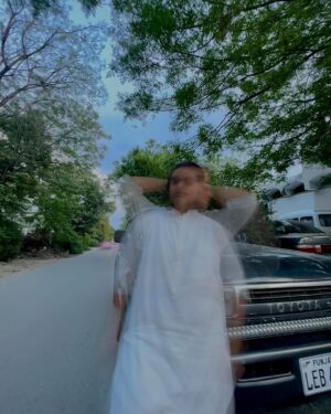 Sami Khan Instagram - Eid Mubarak 🫵🏿🫰🏿