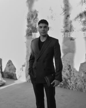 Sami Outalbali Instagram - ☀️✒️Throwback on this amazing week, first time in L.A, with @montblanc  for the 100th birthday of the Meisterstück #letswrite  thanks again to the amazing  @padegrandi and all the @montblanc team, thanks to @fursac.paris for dressing me
Thanks L.A for having me☀️☀️🌊🎡🖋️