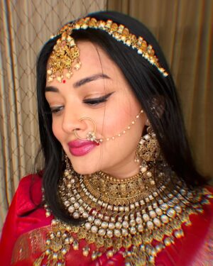 Samiksha Jaiswal Instagram - Thought to share a part of my life which is called auditions. Some pictures that i took out of it. Sometimes we get it sometimes we learn from it. Most of all it’s about the beauty of how amazing it is to portray different characters and perform so differently in each one of them.❤️

#actorslife #audition #clicks #tv