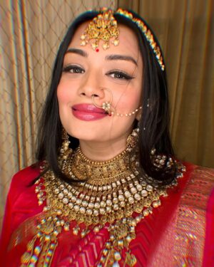 Samiksha Jaiswal Instagram - Thought to share a part of my life which is called auditions. Some pictures that i took out of it. Sometimes we get it sometimes we learn from it. Most of all it’s about the beauty of how amazing it is to portray different characters and perform so differently in each one of them.❤️

#actorslife #audition #clicks #tv