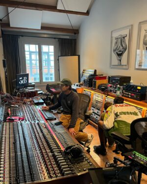 Samm Henshaw Instagram - Lately.