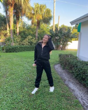 Sammi Barber Instagram - 🌴Just a girl with a Boca Raton library card 🤷‍♀️ Living my best “Retirement Home Wear” life 😉legit living in track suits and I’m here for the cozy life. Espically when FL gets chilly it’s a double win!