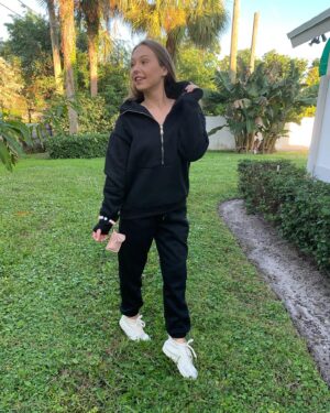 Sammi Barber Instagram - 🌴Just a girl with a Boca Raton library card 🤷‍♀️ Living my best “Retirement Home Wear” life 😉legit living in track suits and I’m here for the cozy life. Espically when FL gets chilly it’s a double win!
