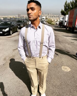 Sammy Sheik Instagram - This high fashion moment is copyrighted!! Do not copy!!🤓🥸🎥 #iconliving #actorslife #nerdingout