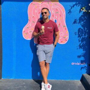 Sammy Sheik Instagram - Ice cream, anyone??🍦😜 #notposingatall #icecreamsunday