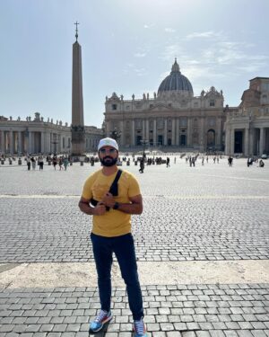 Sammy Sheik Instagram - Arrivaderci, Roma!! 🇮🇹🍕🍝 #zoominonlastpic #summershenanigans #roma