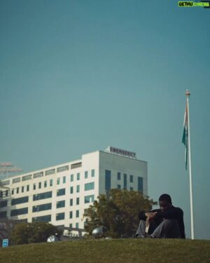 Samuel Abiola Robinson Instagram - 😍 I am back!!! And happy to be Announcing my Next film DILLI DARK; A film about racial discrimination and what life is like for people with darker skin in Delhi and India as a whole. 
DILLI DARK is set to have its WORLD Premier at the JIO MUMBAI FILM FESTIVAL and International Premier at the TALLIN BLACK NIGHTS FILM FESTIVAL in Tallin Estonia.

This also marks my Debut in the Leading role. 

DILLI DARK will be released all over India in Hindi(Original language), Malayalam and Tamil in 2024. Looking forward to all your love and your support ♥️♥️😍

Directed by @dibakardasroy

Press and media have complete permission to share or publish the above photos. Thanks 

#Dillidark #samuelabiolarobinson