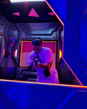 Samuel Arnold Instagram - Abu Dhabi was absolutely amazing! From its rich culture to the diverse entertainment options and stunning landscapes, the entire experience felt surreal. It was truly an unforgettable trip.

Thank you, @visitabudhabi #inabudhabi