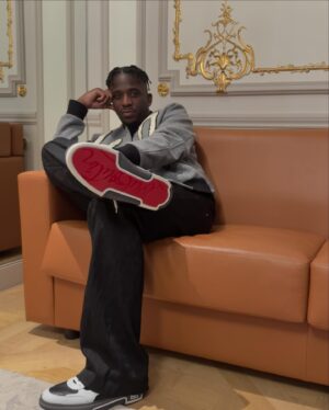 Samuel Arnold Instagram - Back in Paris for a few days and had to stop at @hotelbowmann.