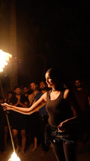 Samvedna Suwalka Instagram - ‘Dracarys’
-Khaleesi

Thank you @arpit_and_me @bhattbuoy for teaching me to play with fire! ❤️🙏🤗
@kalariwarriors 

[fire dance, dance, fierce]

#Firedance #FirePerformer #Fireflow #fierce