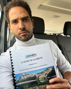 Samy Gharbi Instagram - J-1 🎬🎞🎥
Nouvelle Aventure !!!
@adrenaline_prod @francetelevisions @gbernard69 
@anne_didier @talkingfeetchristelle 
@elodievarletofficiel