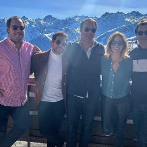 Samy Gharbi Instagram - Equipe de « Mise à Nu » 😎
@festivaltvluchon
@adrenaline_prod @france2