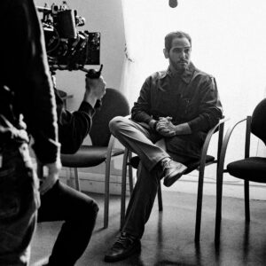 Samy Gharbi Instagram - « Rien Ne T’Efface » de Jérôme Cornuau
Adapté du Roman de Michel Bussi 🎬

@tf1 @banijayfrance @dominique_farrugia @anne_didier @julie_coudry @alexgoussu @anneetmarine 

📷 : @carolineduboisphotographie