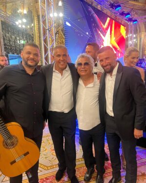Samy Naceri Instagram - Magnifique soirée pour la remise des awards du magasine Turc moon Life  @aliinan75 @alperalpofficial 🇹🇷 @nicolasreyes_official @zuzep_gipsy_official @sandyserraofficial @s00_athena