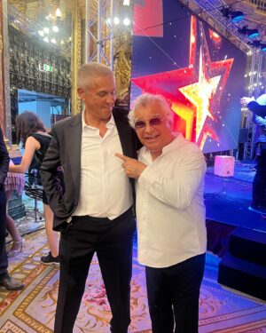 Samy Naceri Instagram - Magnifique soirée pour la remise des awards du magasine Turc moon Life  @aliinan75 @alperalpofficial 🇹🇷 @nicolasreyes_official @zuzep_gipsy_official @sandyserraofficial @s00_athena