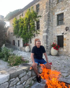 Samy Naceri Instagram - détente nature connexion lecture Côte d’Azur