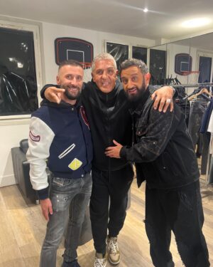 Samy Naceri Instagram - En famille @cyrilhanouna @sandyserraofficial