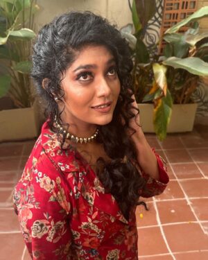 Samyukta Hornad Instagram - Best actor female (critics) for Toby 🌸 

Thank you @chitrasanthe 
Thank you @rajbshetty and team 😘 

Make up and hair by @navya_peethambaran and @makeupandhair_aara 😘