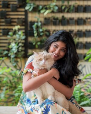 Samyukta Hornad Instagram - For #HappiestHealth Magazine :) 

@myhappiesthealth1 @happiesthealthmagazine 

Story by @_tanayaaa__ 
Styled by @hariniramakrishna 
Make up and hair by @thomas.steffi 
Photographed by @tree_spirited