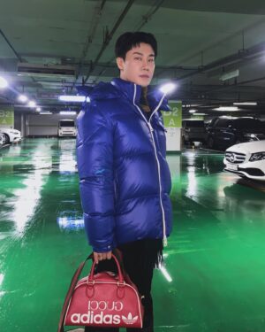 San E Instagram - 