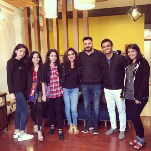 Sana Askari Instagram - Fun fun fun @runway.pakistan with @minhajaliaskari ❤️