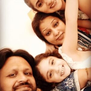 Sana Askari Instagram - Memories... will always miss u Bajia whatta nice human being u were u were never my sister in law always took u as my sister my secret keeper I will always love u and will always have a special place for u in my heart ❤️