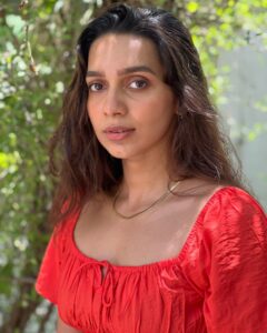Actress Sanchana Natarajan HD Instagram Photos and Wallpapers June 2024