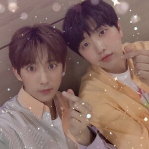 Sandeul Instagram - 🛫🇯🇵🐶🐥🛬🇰🇷
#B1A4 #공찬 #산들