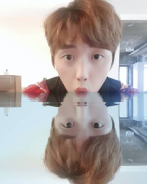 Sandeul Instagram - 오늘 오랫만에 만나서 너무 즐거웠어요 바나~~♡♡
고맙고 사랑해요♡♡
#B1A4 #산들 #바나
ㅋㅋㅋㅋ물 다 마실꼬얌ㅋㅋㅋ