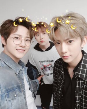Sandeul Instagram - 소두샷
#소신우 #소공찬 #소산들