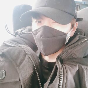 Sandeul Instagram - 바나 내 윙크를 받아랏!!ㅎ
#바나 #오랜만이야 #춥다 #감기조심
#특히 #독감조심 #진짜조심 #제발조심
#예방접종 #꼭 #맞기 #착한바나 #우쭈쭈