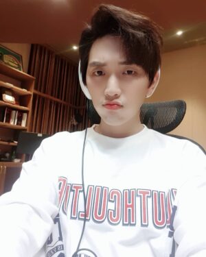 Sandeul Instagram - 오늘은 아이언마스크 첫공하는날!!
#뮤지컬 #아이언마스크 #화이팅