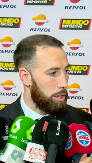 Sandor Martin Instagram - 🚀Ya no es solo un sueño. Ha llegado la hora de cambiar la imagen del boxeo en este país.