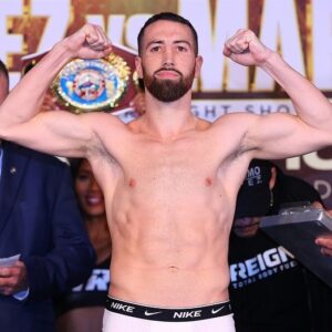 Sandor Martin Instagram - ¡Hemos venido a ganar! 🫡🇪🇸

Gracias por todos los mensajes de apoyo. ¡Sois enormes! Me siento muy afortunado de estar viviendo algo así. ❤️🥊

Mañana trataremos de hacer historia en el Madison Square Garden de Nueva York.

 ¡Que nadie dude! 🇺🇸🗽
@opisince82 @toprank @thegarden