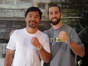 Sandor Martin Instagram - ¡El mejor día de mi vida! Gracias por tanto @mannypacquiao 🥊

L  G  N  D