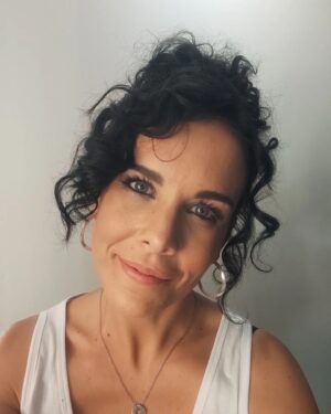 Sandra Blázquez Instagram - Últimamente paso poco por aquí... Todo lo importante que quiero contar lo estoy haciendo en mi segundo libro...creo que pronto lo termino...