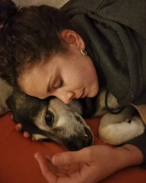 Sandra Blázquez Instagram - MI MAESTRA. Para ella rendirse nunca fue una opción. Ahora toca SER sin ella.