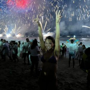 Sandra Felgueiras Instagram - Mudar de ano é como mudar de pele.
É despirmo-nos de tudo o que nos fez mal e preparar o corpo e alma para receber apenas boas energias. Foi isso que fui fazer ao Rio de Janeiro, a cidade dos meus sonhos.